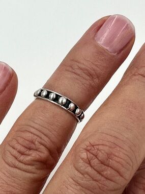 Oxidized Dot Beaded Toe/Midi Ring 925 Sterling Silver
